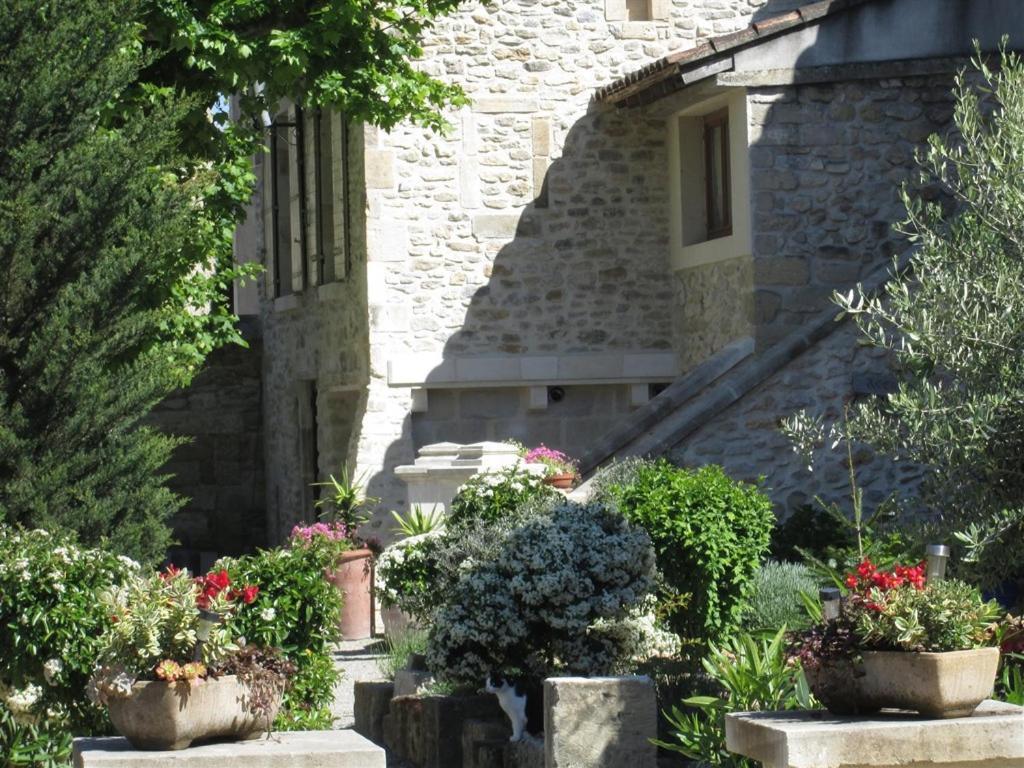 Le Mas Vieux Graveson Exterior foto